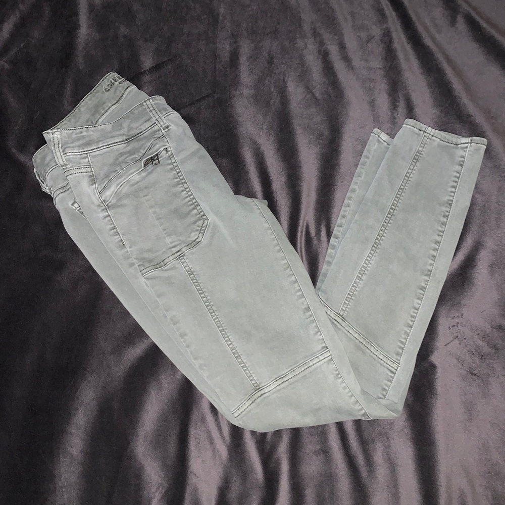 American Eagle Army Green Jegging